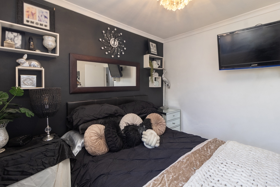 2 Bedroom Property for Sale in Parklands Western Cape